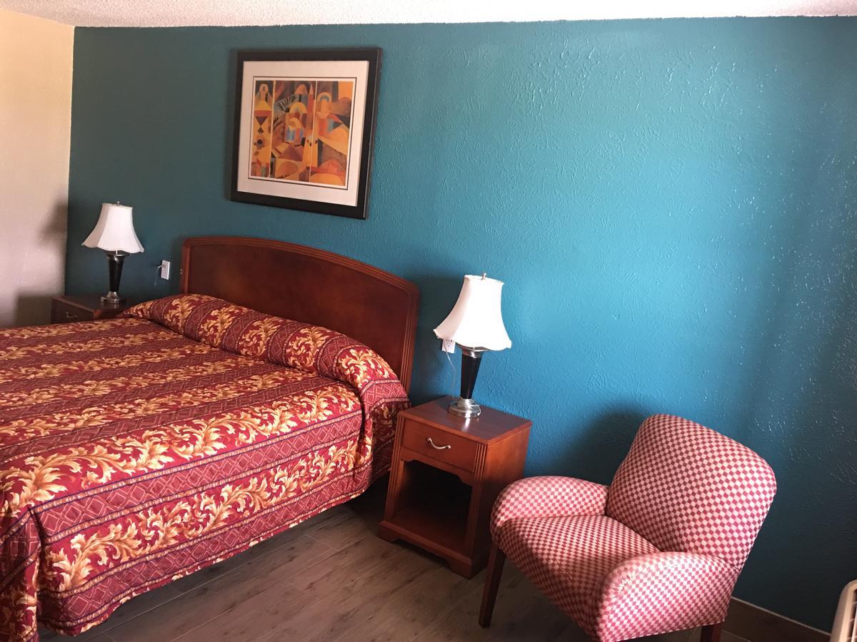 Chaparral Motel ポートラバカ エクステリア 写真
