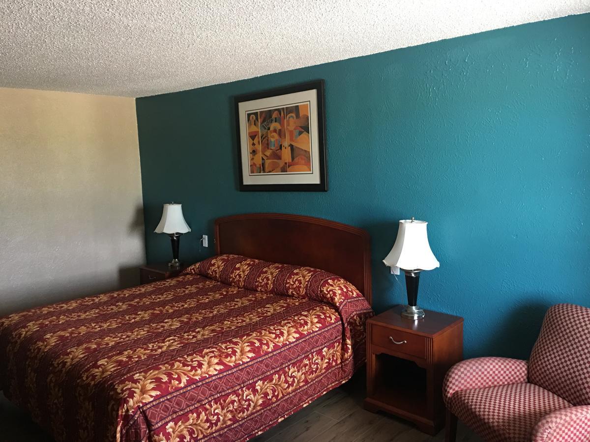 Chaparral Motel ポートラバカ エクステリア 写真