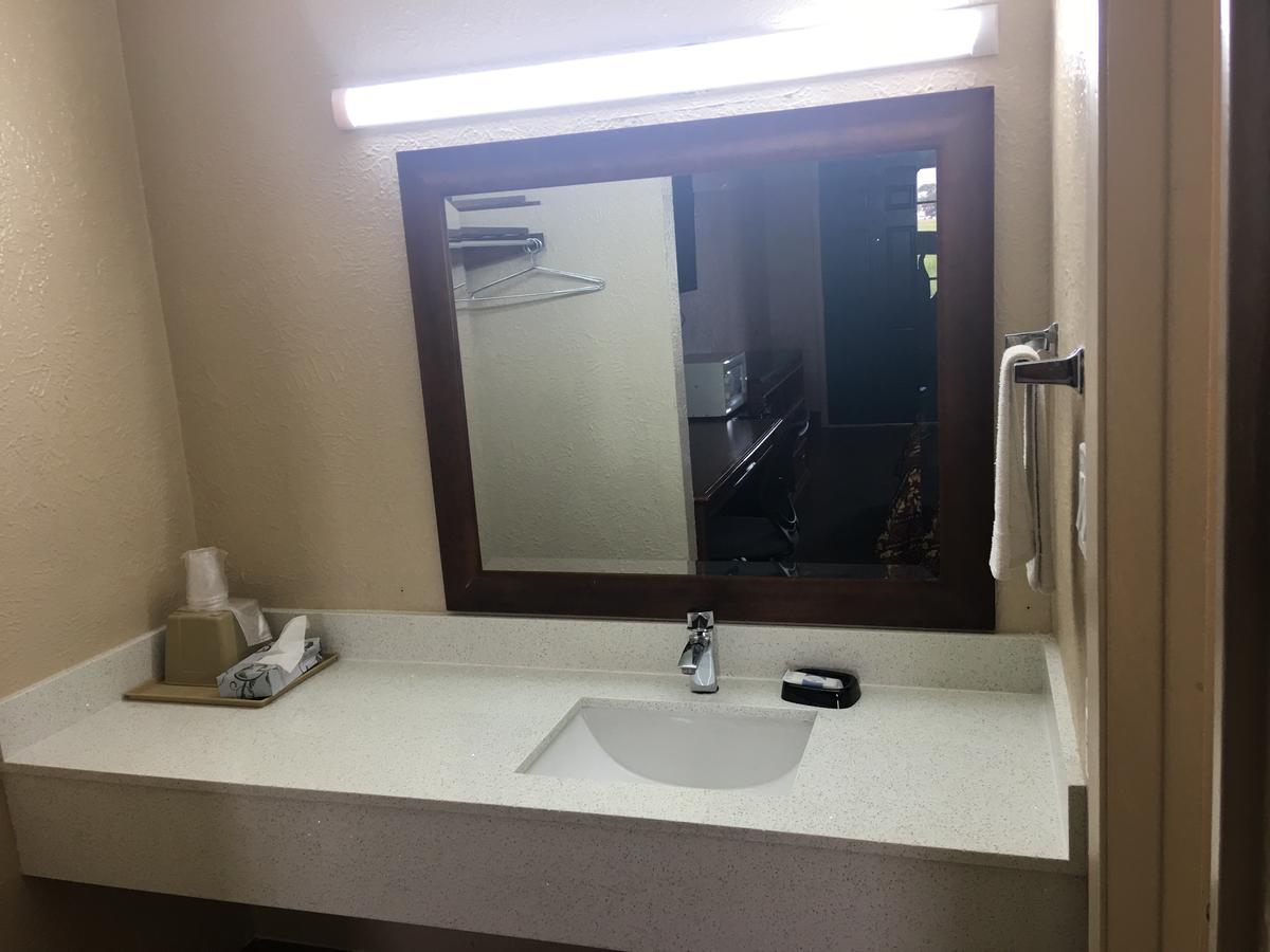 Chaparral Motel ポートラバカ エクステリア 写真