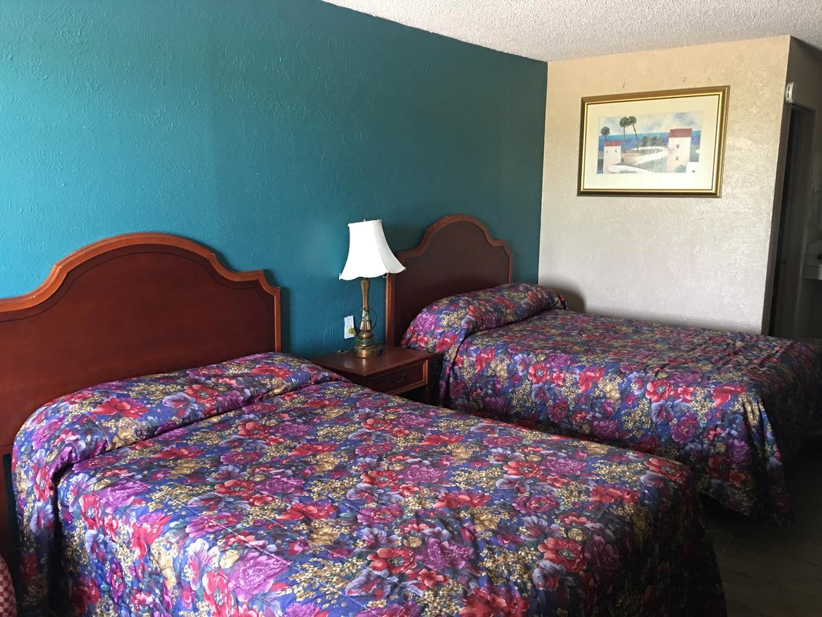 Chaparral Motel ポートラバカ エクステリア 写真
